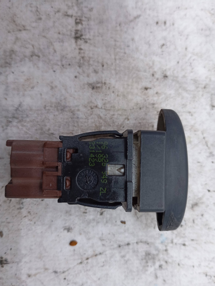 Comando / Botão De Fecho Central CITROEN C5 I (DC_) | 01 - 05 Imagem-2