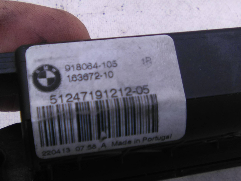 Fechadura Mala BMW 5 (F10) | 09 - 16 Imagem-2