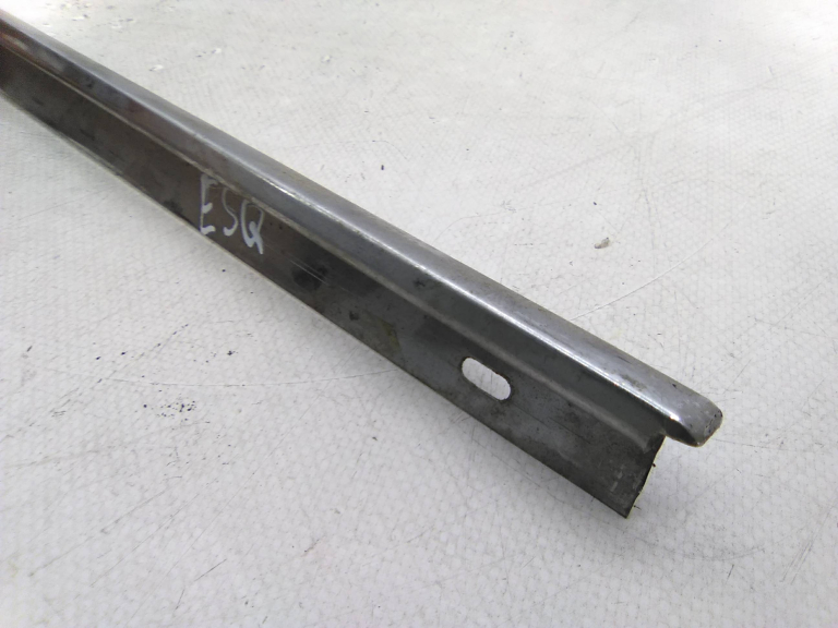 Friso Porta Esquerda FIAT 127 (127_) | 71 - 96 Imagem-2