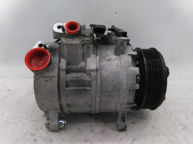 Compressor Ar Condicionado BMW 5 Touring (F11) | 09 - 17 Imagem-2