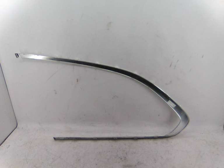 Friso Vidro Painel Trás Direito BMW 5 Touring (F11) | 09 - 17 Imagem-1