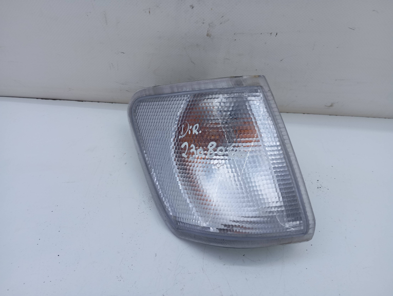 Farolim Pisca Frente Direito FORD - ID S_15635502