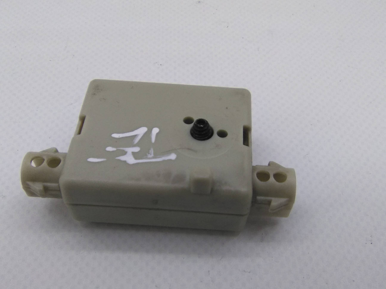 Amplificador Antena BMW 5 (F10) | 09 - 16 Imagem-1