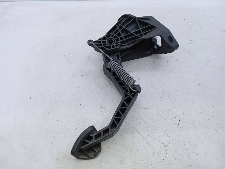 Pedal Embraiagem SEAT IBIZA IV (6J5, 6P1) | 08 - 17 Imagem-2