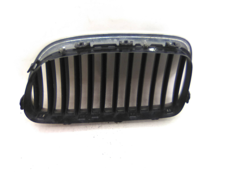 Grelha Principal Direita BMW 5 (F10) | 09 - 16 Imagem-2