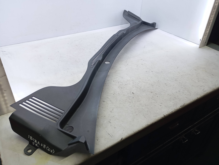 Forra Curcuvan SEAT IBIZA IV (6J5, 6P1) | 08 - 17 Imagem-1