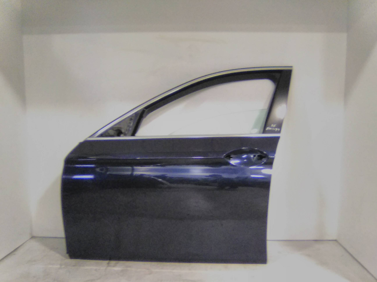 Porta Frente Esquerda BMW - ID S_16734135