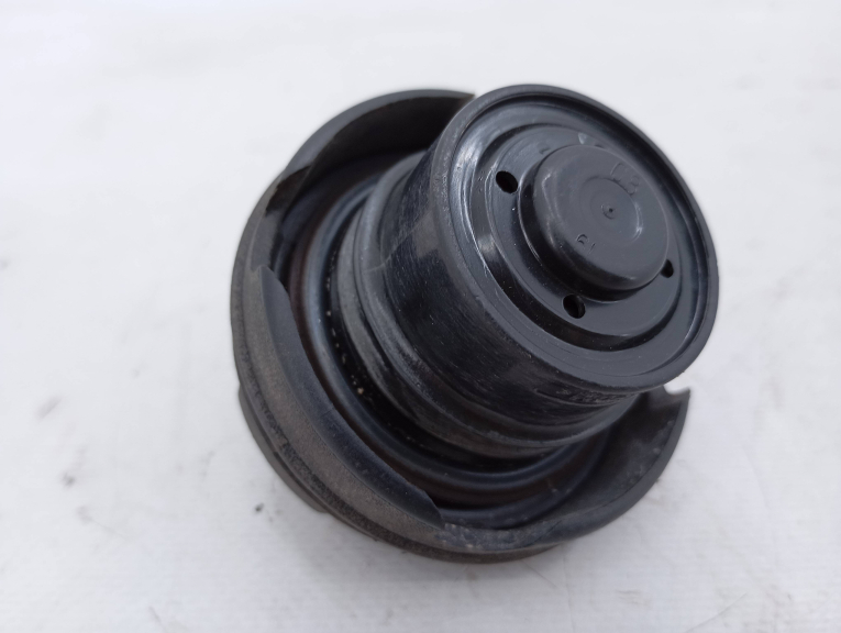 Tampa Combustivel Interior SEAT IBIZA IV (6J5, 6P1) | 08 - 17 Imagem-1