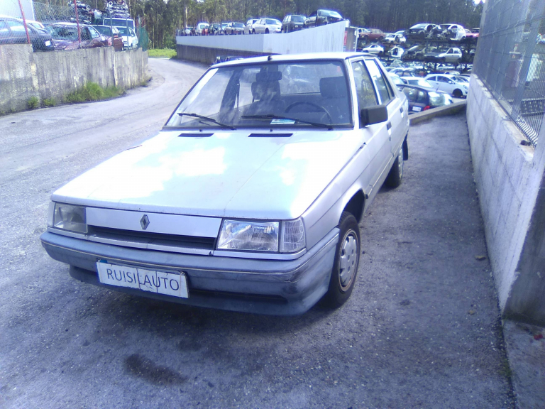9  RENAULT - ID V_V3508