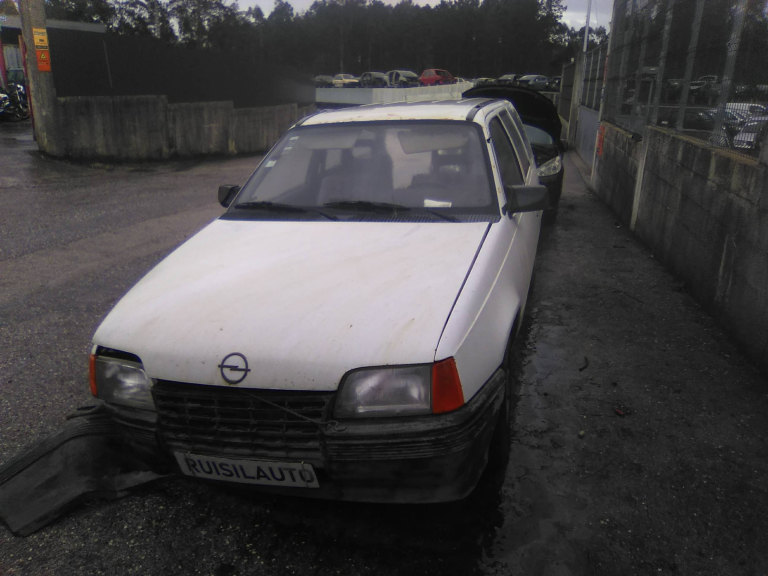 KADETT E Combi  OPEL - ID V_V7935