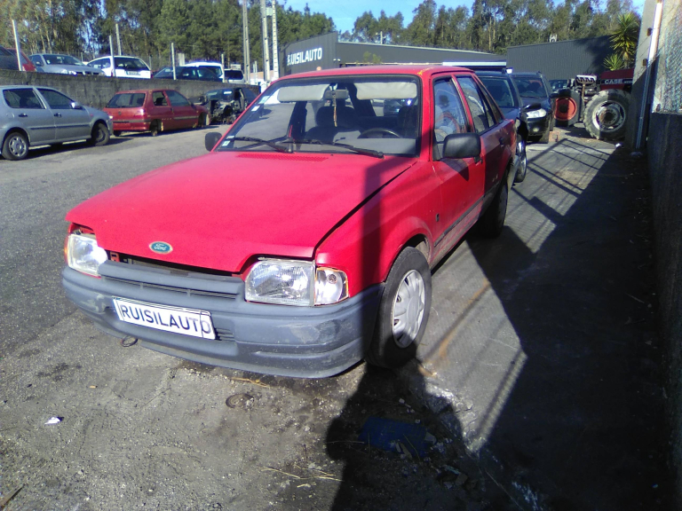 ESCORT IV Break  FORD - ID V_V7755