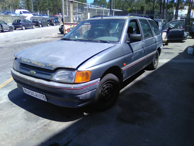 ESCORT V Turnier  FORD - ID V_V7334