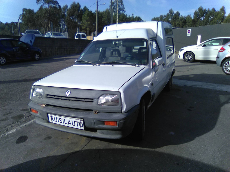 EXPRESS Caixa  RENAULT - ID V_V6646
