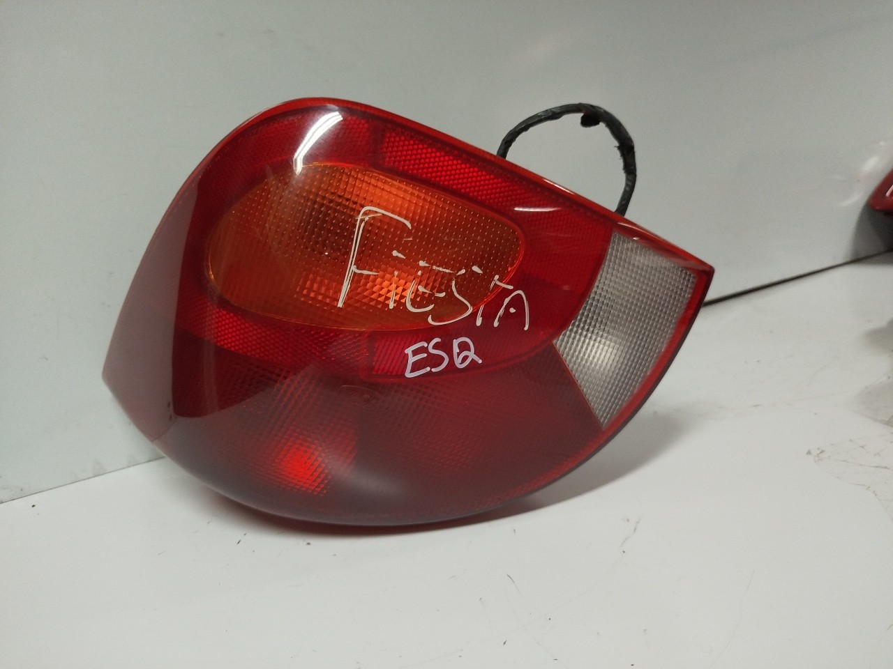 Farolim Stop Esq FORD FIESTA IV  de 1995 a 2002