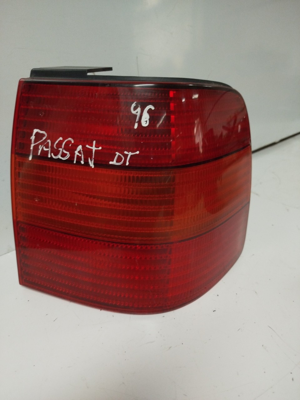 Farolim Stop Dto VOLKSWAGEN PASSAT Variant  de 1988 a 1997