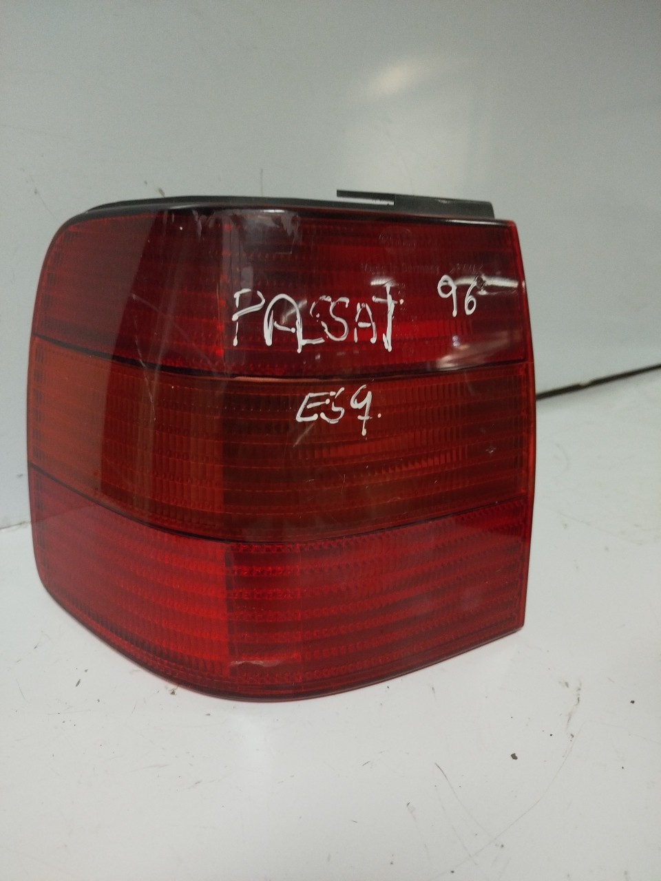 Farolim Stop Esq VOLKSWAGEN PASSAT Variant  de 1988 a 1997