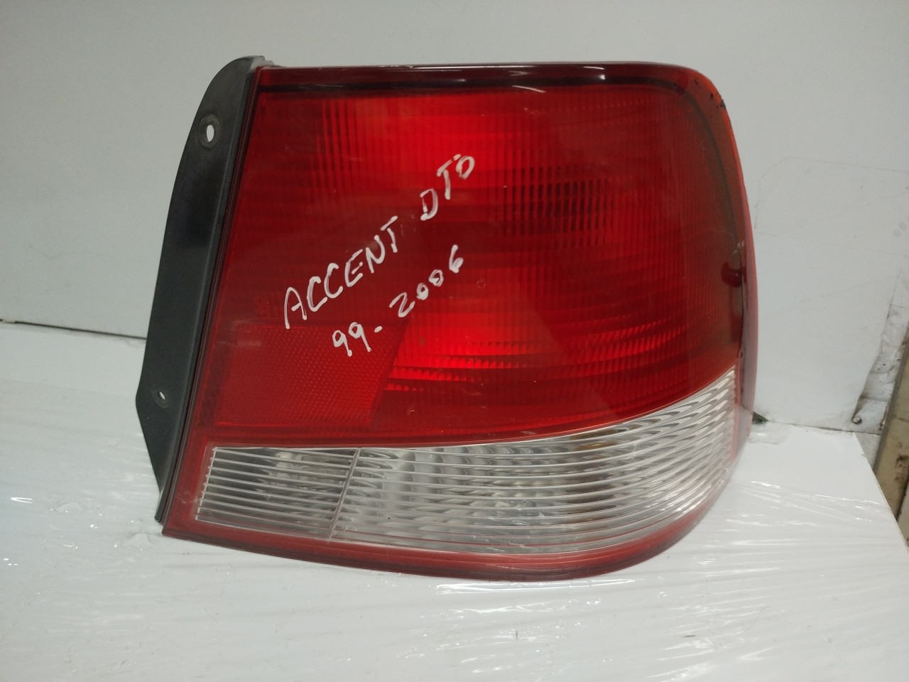 Farolim Stop Dto HYUNDAI ACCENT I  de 1994 a 2002