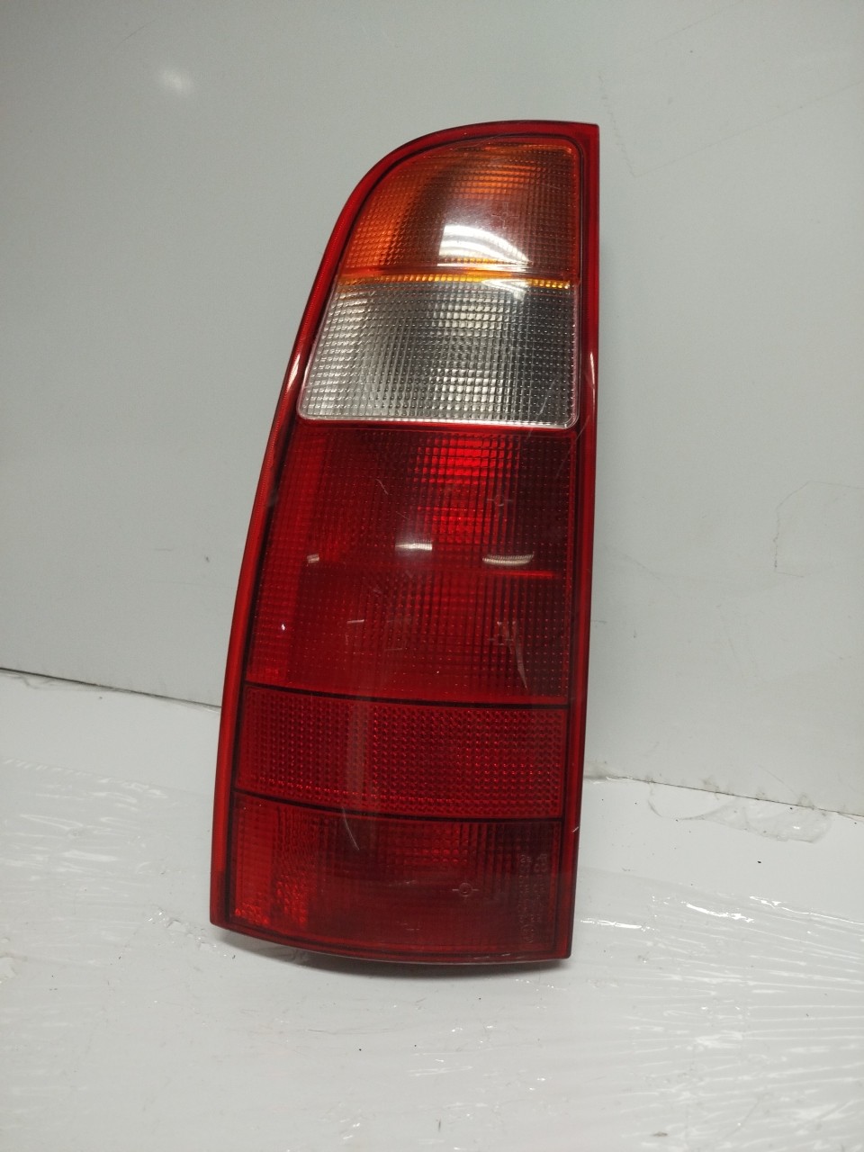 Farolim Stop Esq VOLKSWAGEN POLO  de 1999 a 2001