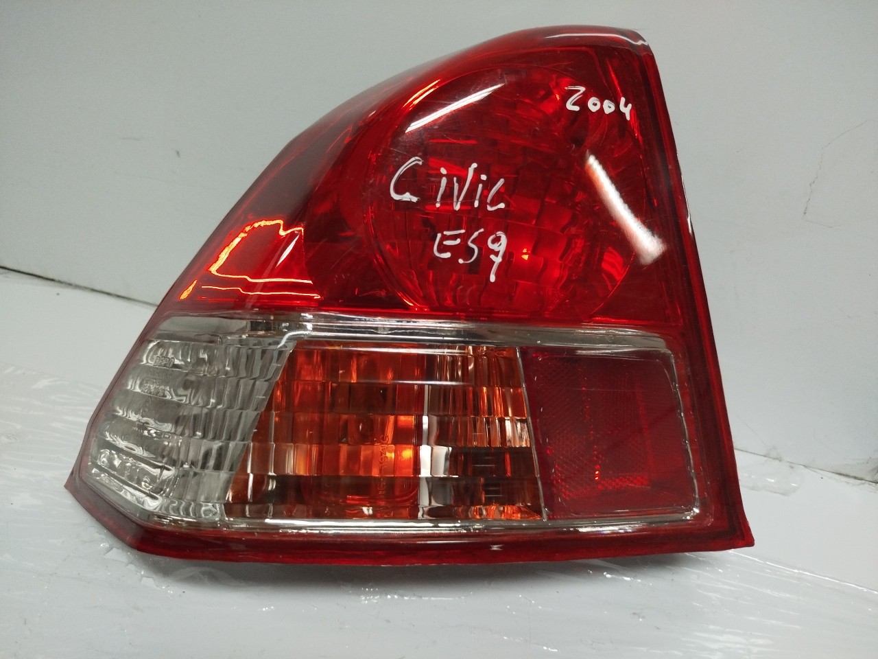 Farolim Stop Esq HONDA CIVIC VII três volumes  de 2000 a 2006