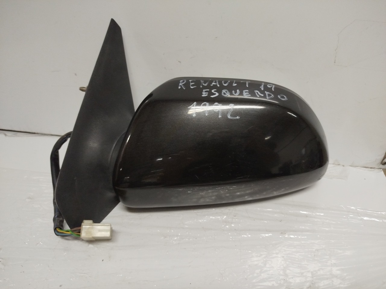 Espelho Retrovisor Esq RENAULT 19 II  de 1991 a 2001