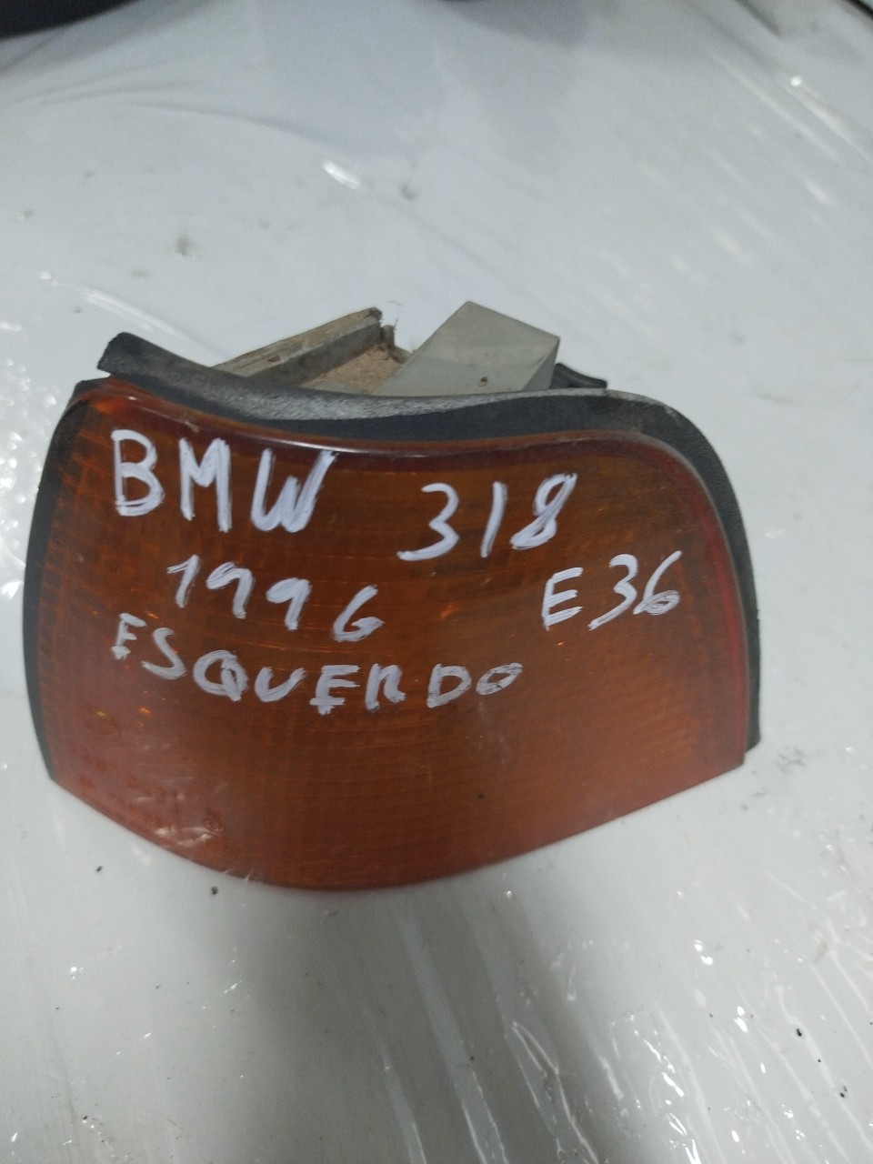Farolim de Pisca Frente Esq BMW 3 Touring  de 1994 a 1999