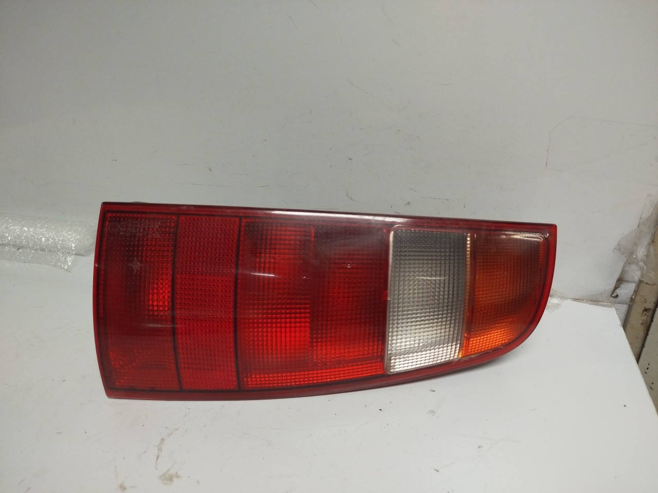 Farolim Stop Dto VOLKSWAGEN POLO Variant  de 1997 a 2001