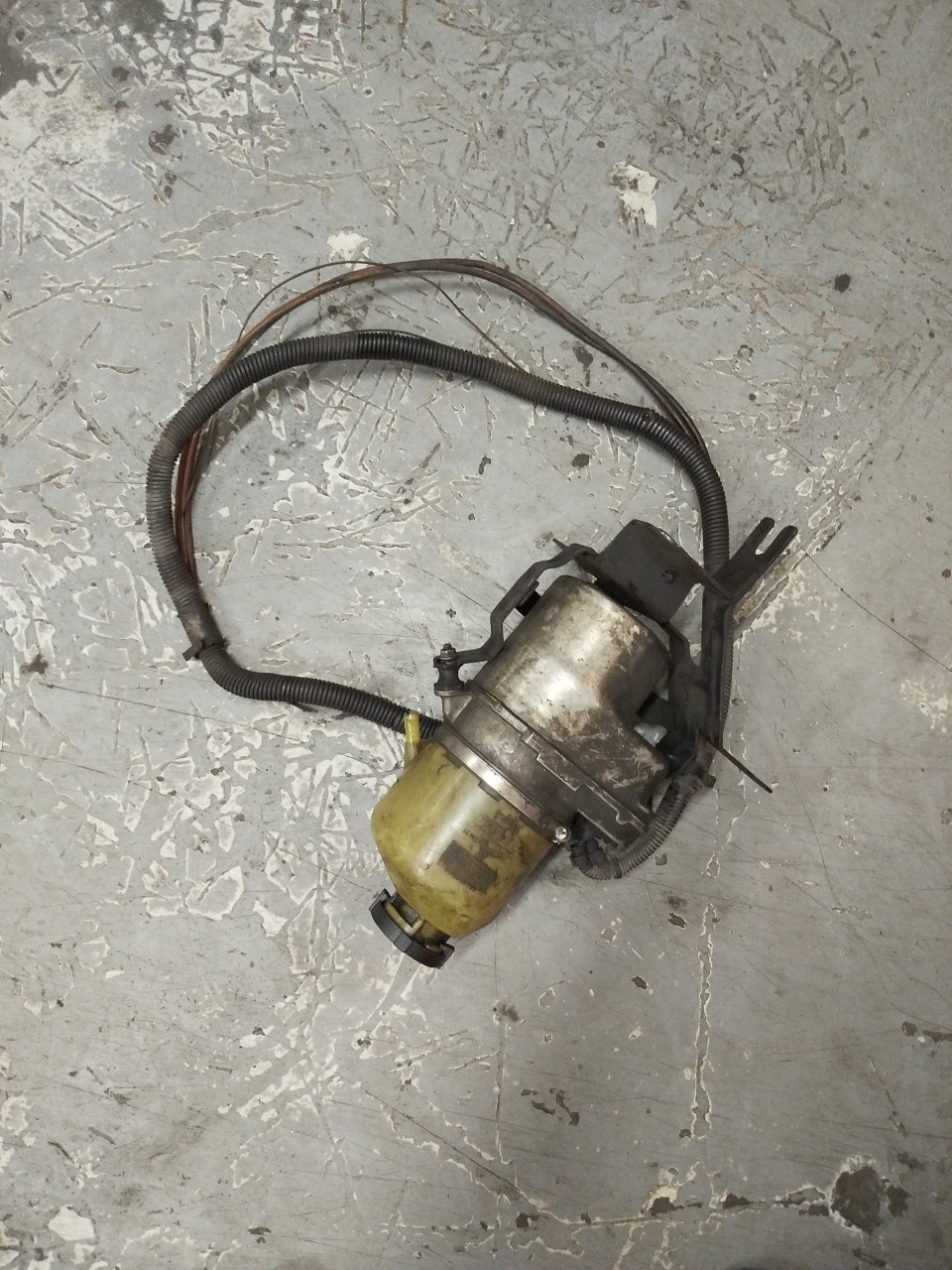 Bomba Direcção Assistida OPEL ASTRA G CLASSIC Caravan  de 2004 a 2009