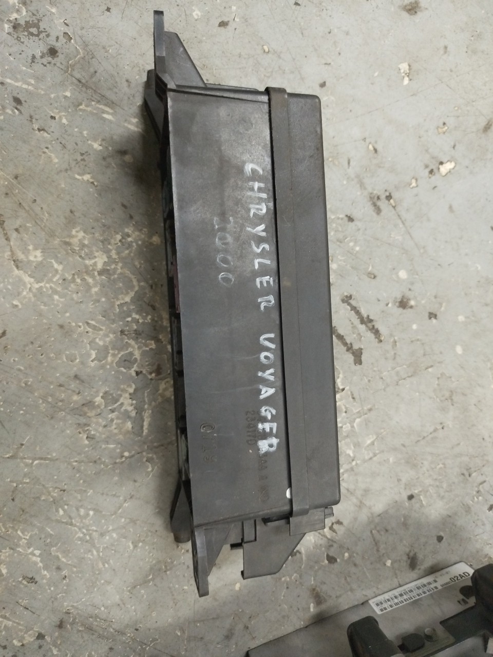 Caixa dos Fusíveis CHRYSLER VOYAGER / GRAND VOYAGER III  de 1995 a 2001