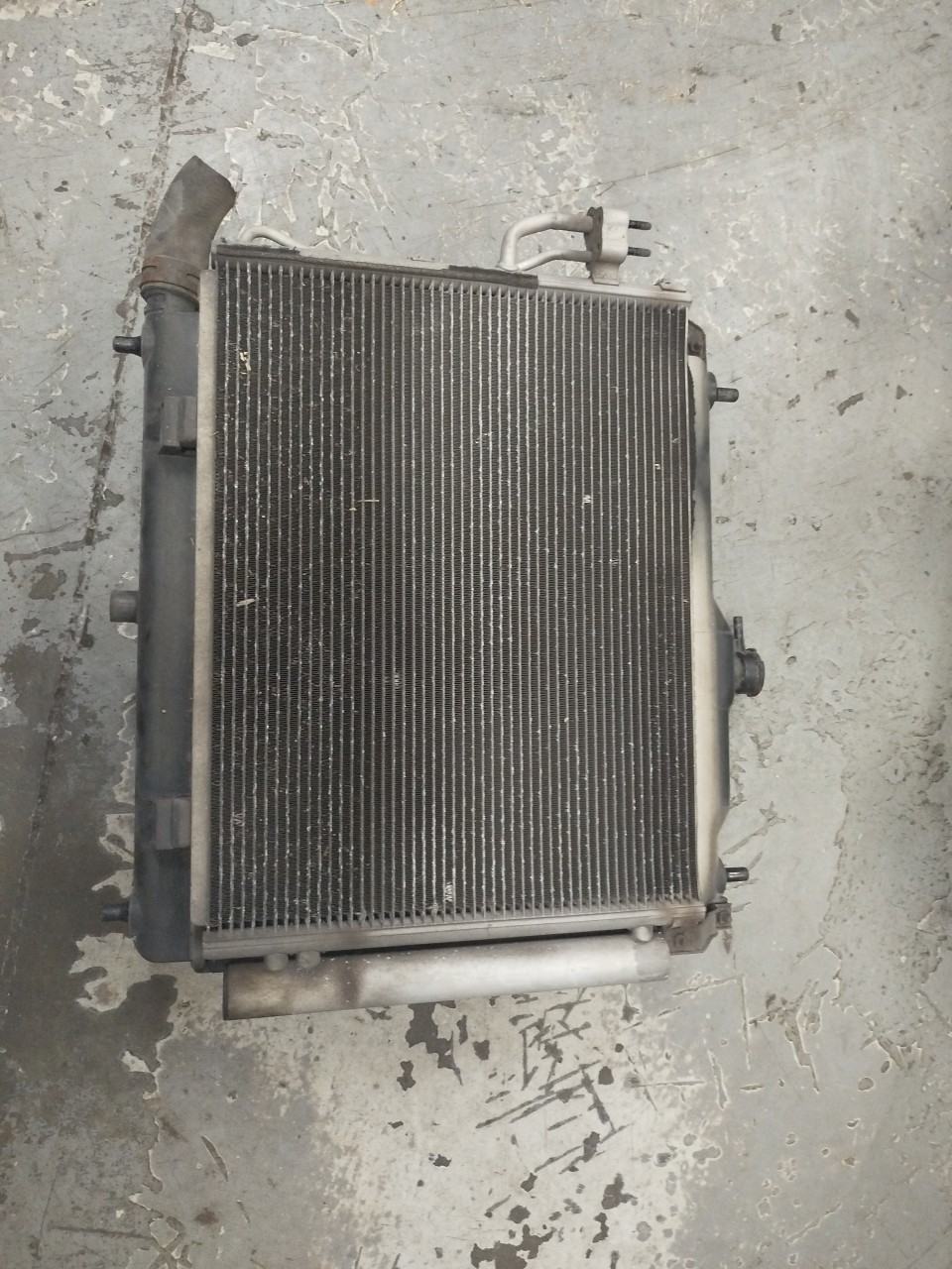 Radiador Ar Condicionado HYUNDAI i10  de 2007 a 0
