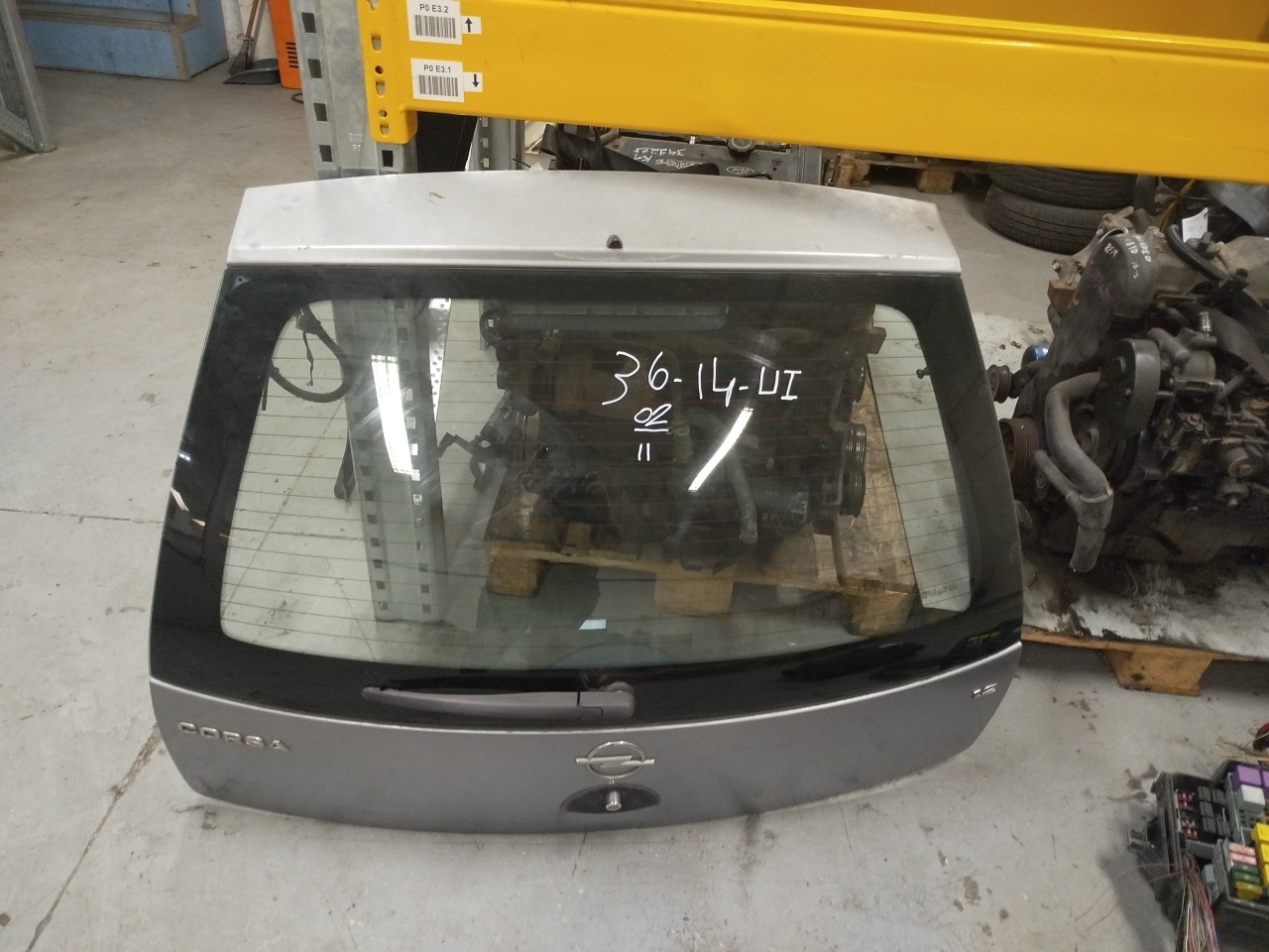 Porta da Mala OPEL CORSA C  de 2000 a 2009