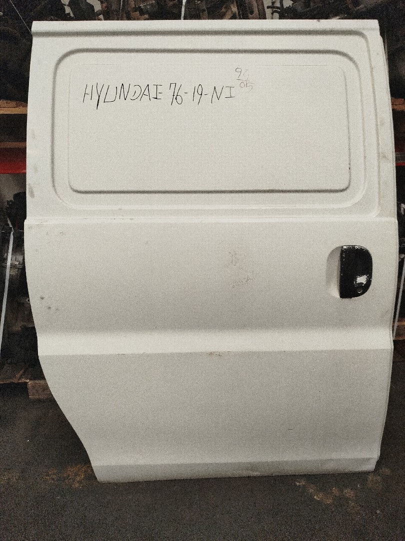 Porta Lateral Correr DTO HYUNDAI H-1 / STAREX Veículo multiuso  de 1997 a 0