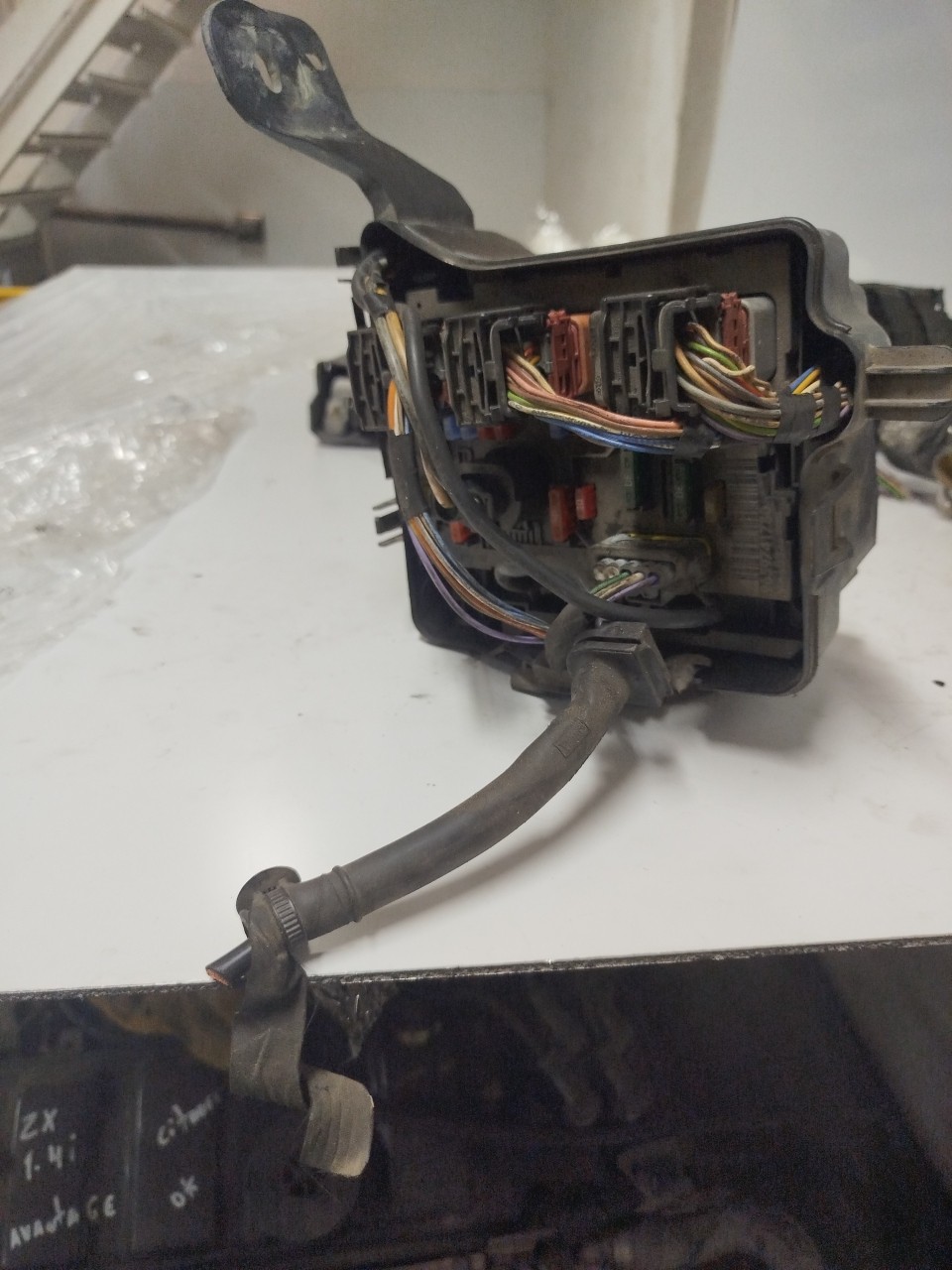 Caixa dos Fusíveis CITROEN C3 I  de 2002 a 0