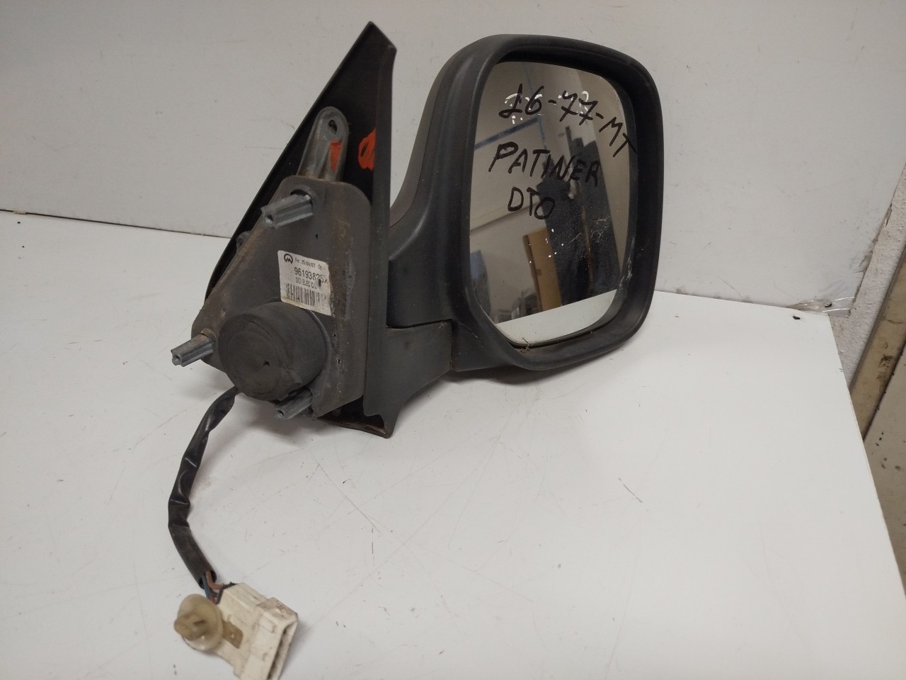 Espelho Retrovisor Dto PEUGEOT PARTNER Tepee  de 2008 a 0