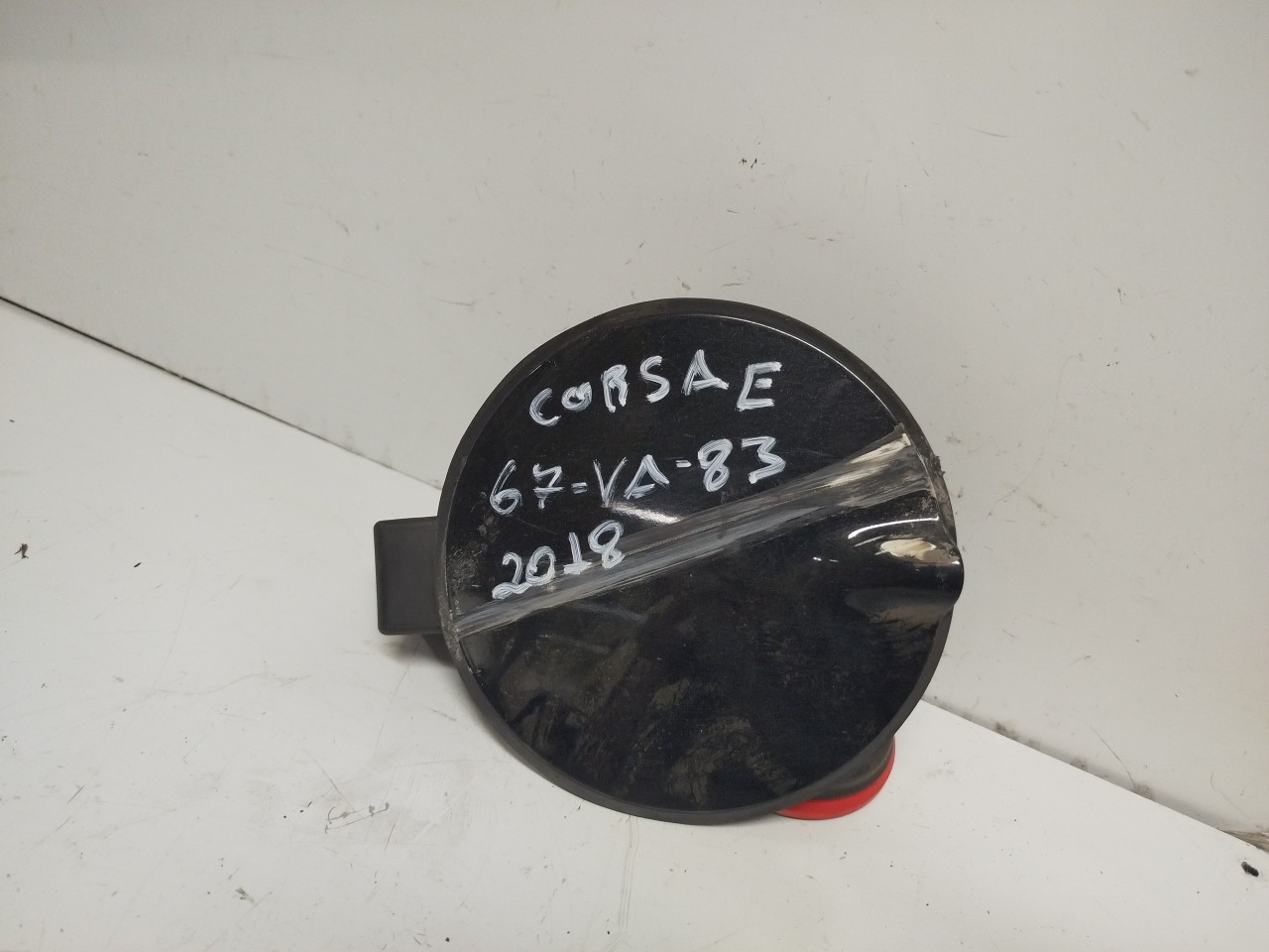 Tampa do combustivel OPEL CORSA E  de 2014 a 0