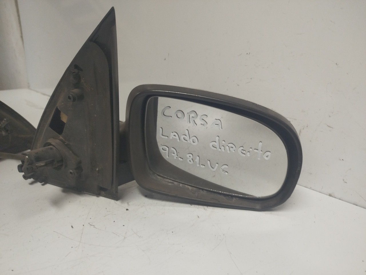 Espelho Retrovisor Dto OPEL CORSA C  de 2000 a 2009