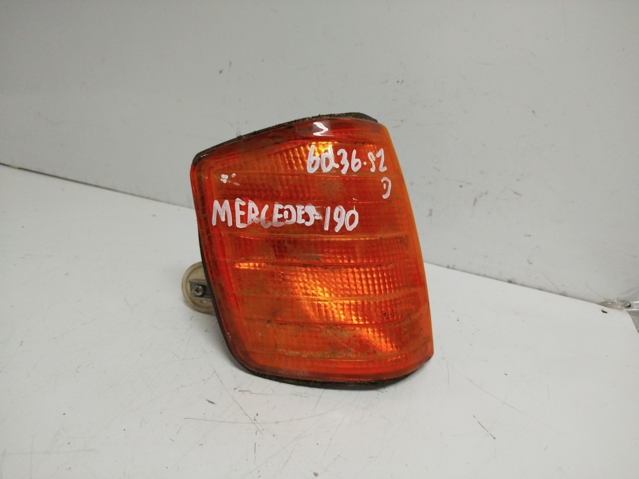 Farolim de Pisca Frente Dto MERCEDES-BENZ - ID S_3482