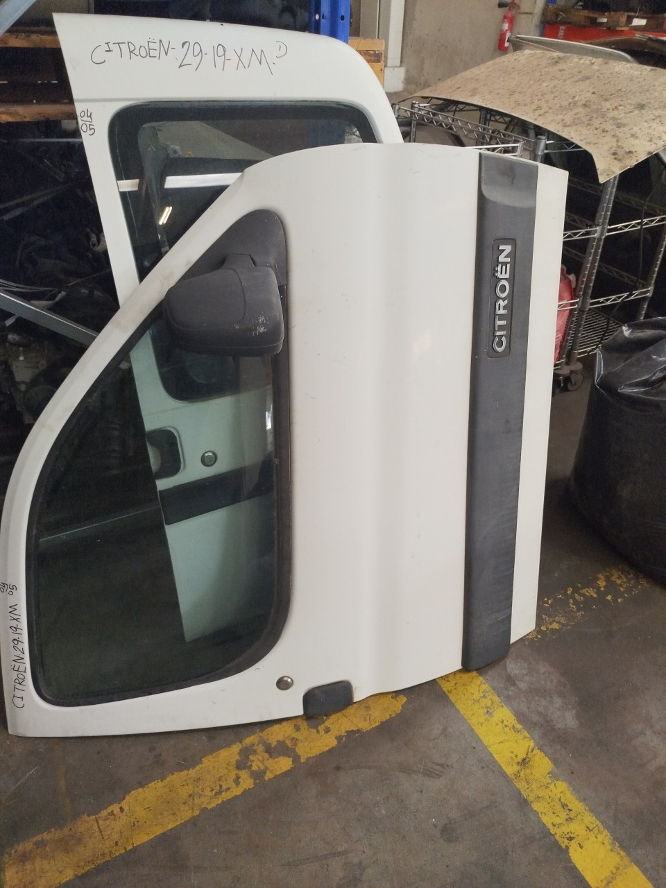 Porta Frente Dto CITROEN BERLINGO / BERLINGO FIRST Veículo multiuso  de 1996 a 2011