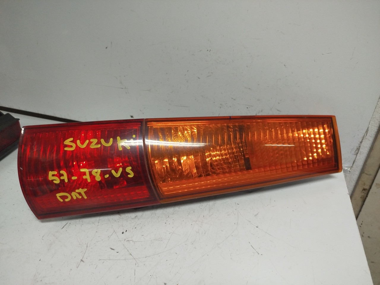 Farolim Stop Dto SUZUKI IGNIS II  de 2003 a 0