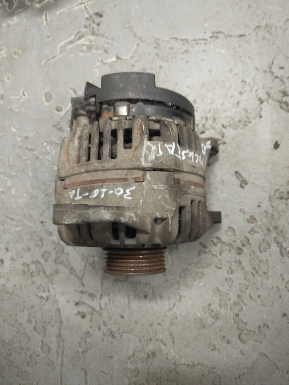 Alternador MITSUBISHI SPACE STAR Veículo multiuso  de 1998 a 2004