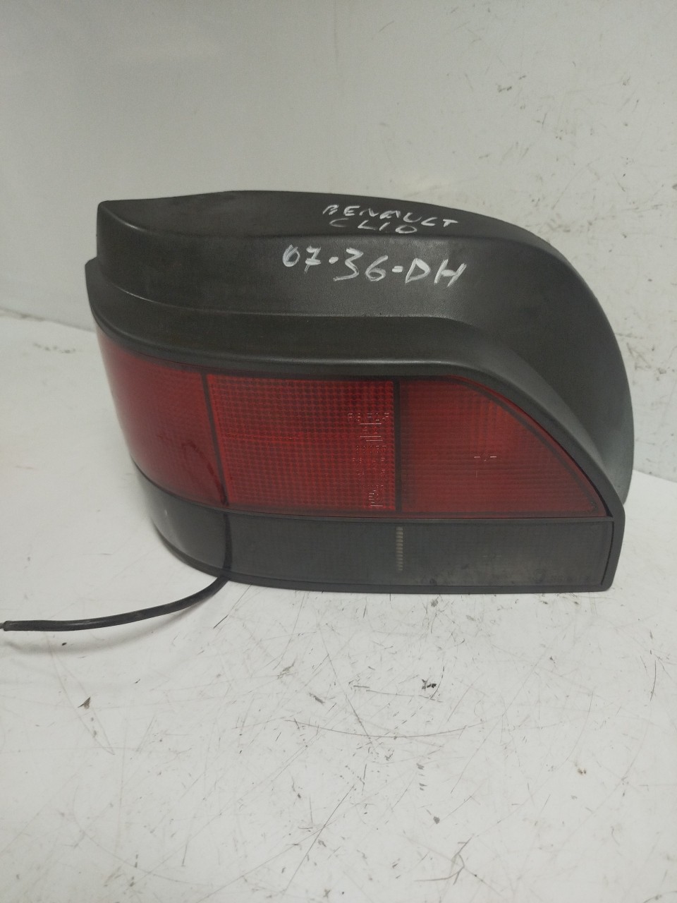Farolim Stop Dto RENAULT CLIO I  de 1990 a 1998