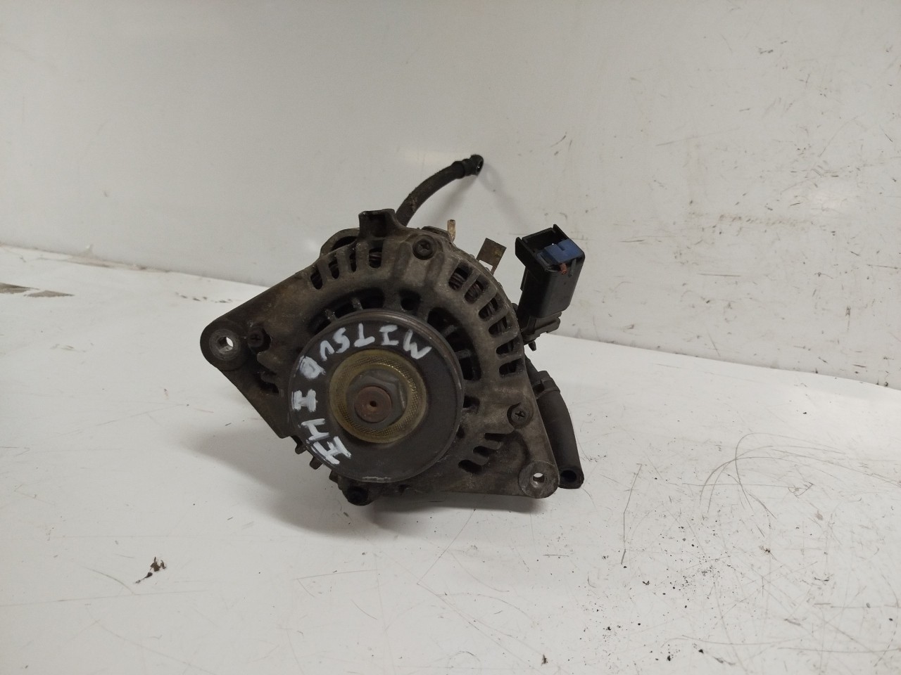 Alternador MITSUBISHI SPACE WAGON  de 1991 a 2000