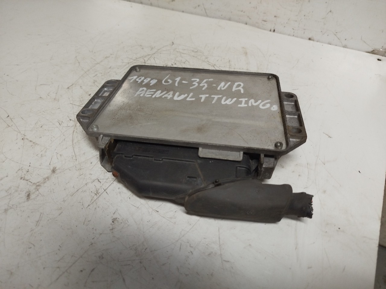 Centralina do Motor RENAULT TWINGO I (C06_) | 93 - 12 Imagem-1