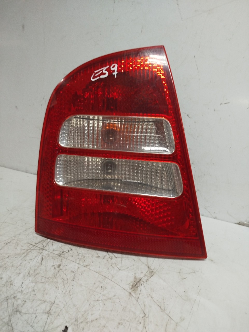 Farolim Stop Esq SKODA OCTAVIA I  de 1996 a 2010