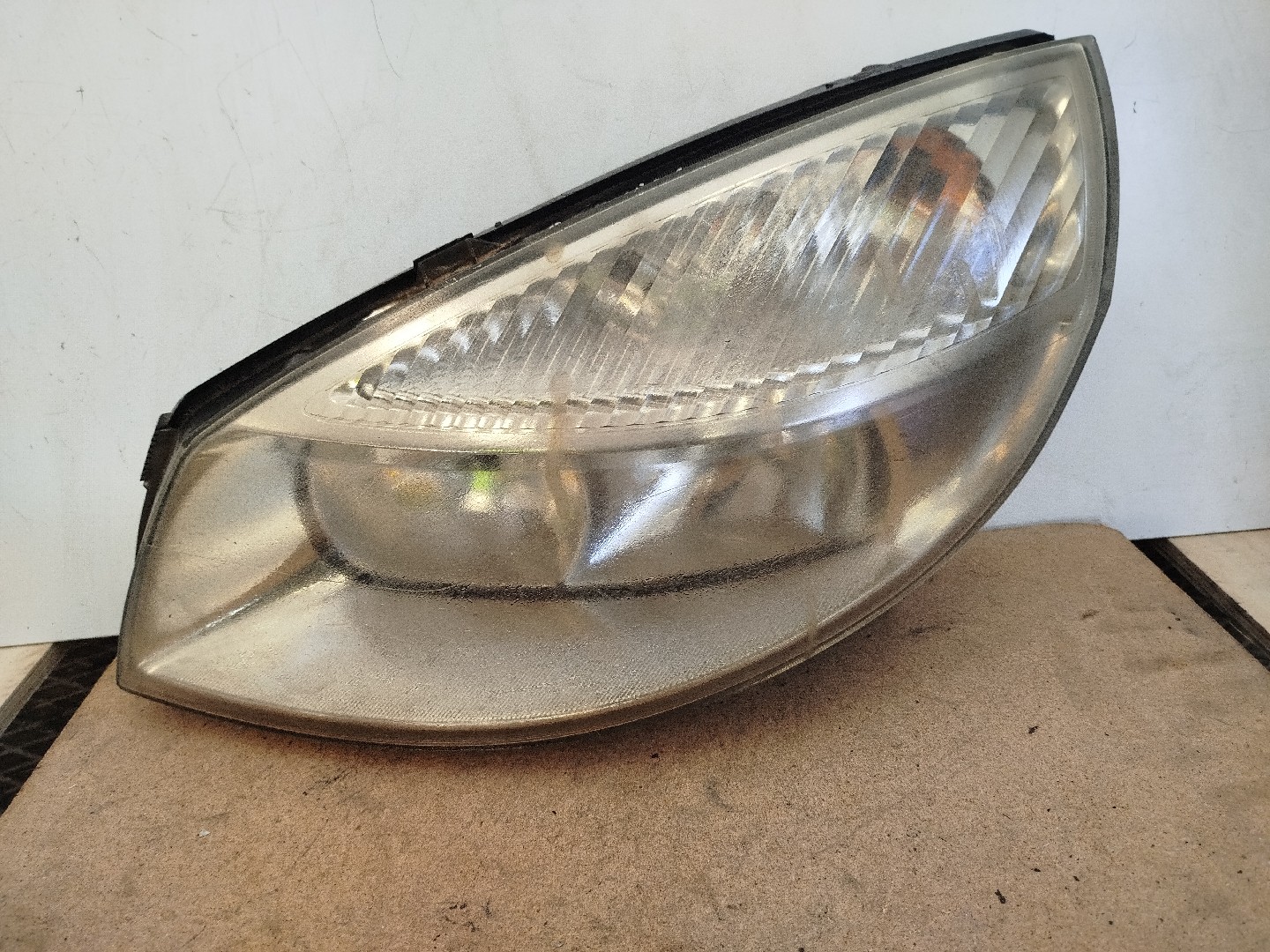 Farol/ Otica Dianteiro ESQ RENAULT SCÉNIC II  de 2003 a 2010