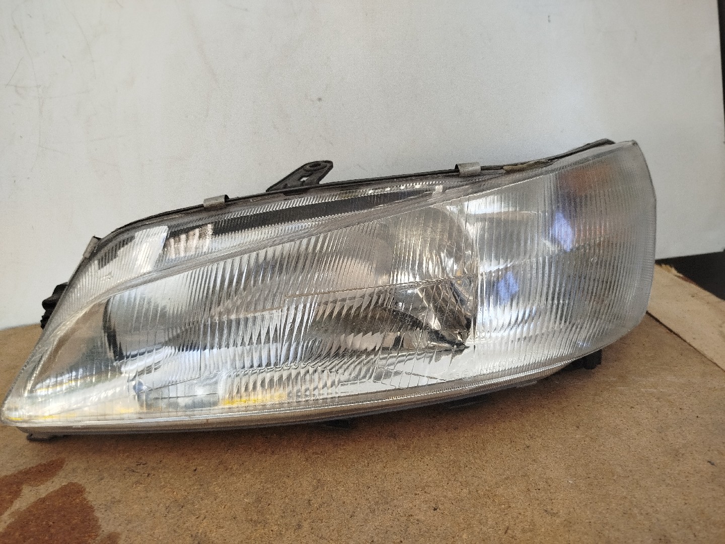 Farol/ Otica Dianteiro ESQ PEUGEOT 306  de 1993 a 2003