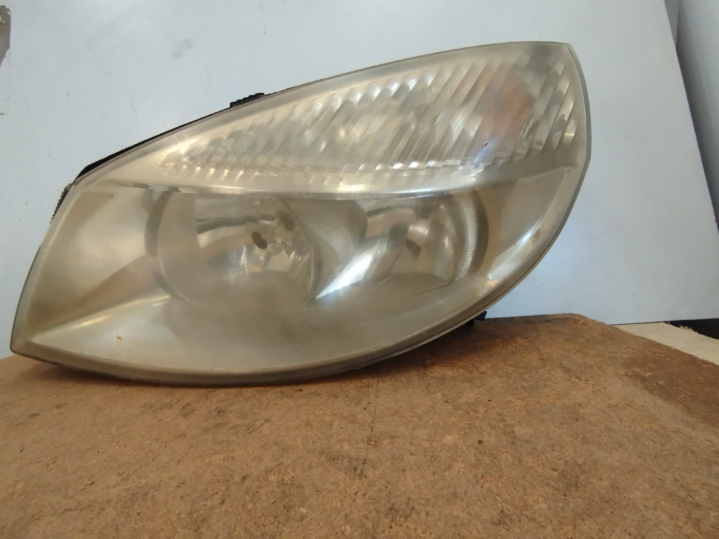 Farol/ Otica Dianteiro ESQ RENAULT SCÉNIC II  de 2003 a 2010