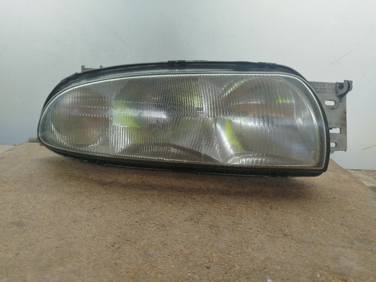 Farol/ Otica Dianteiro DTO FORD FIESTA IV  de 1995 a 2002