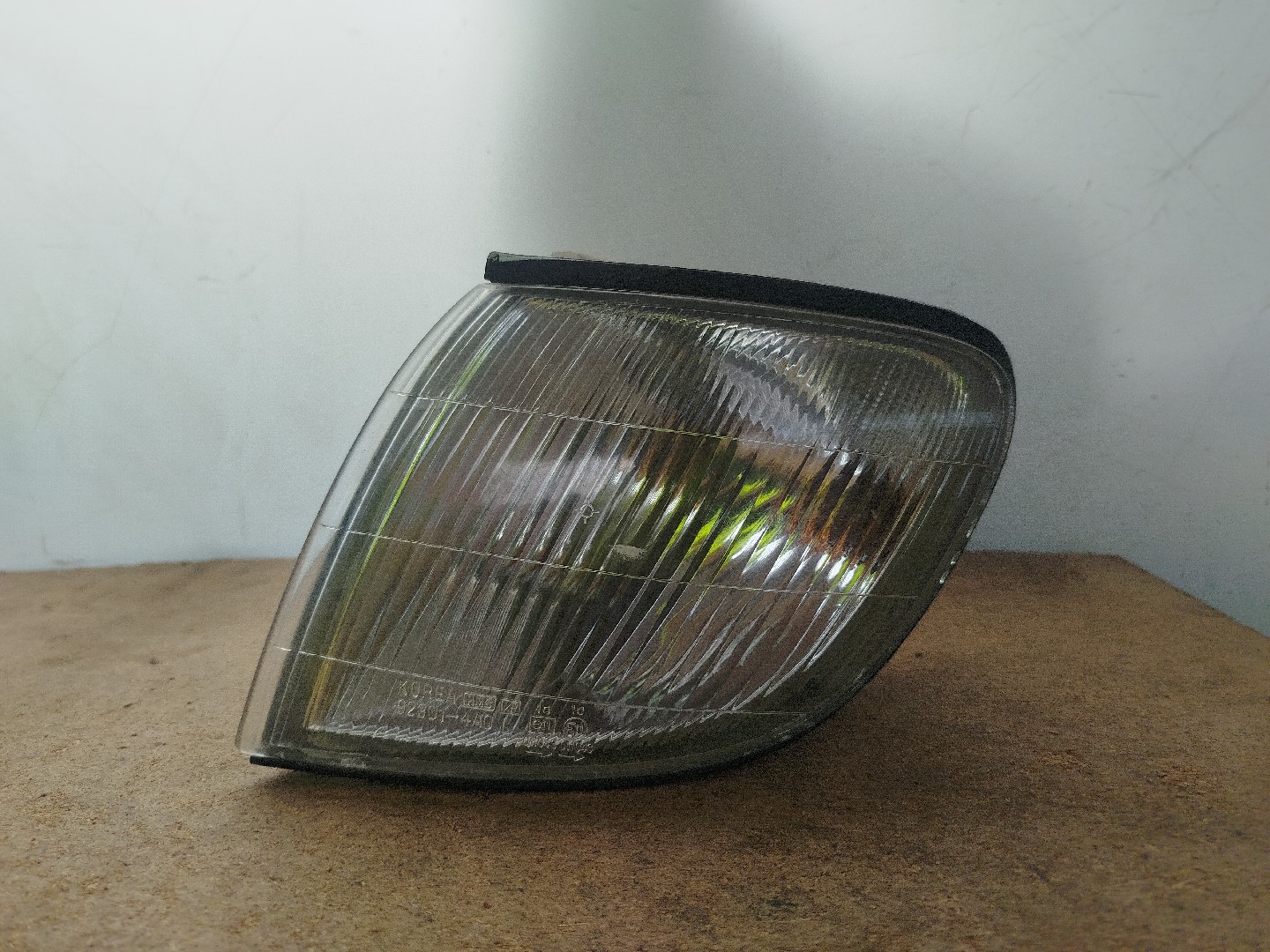 Farolim de Pisca Frente Esq HYUNDAI H-1 / STAREX Veículo multiuso  de 1997 a 0