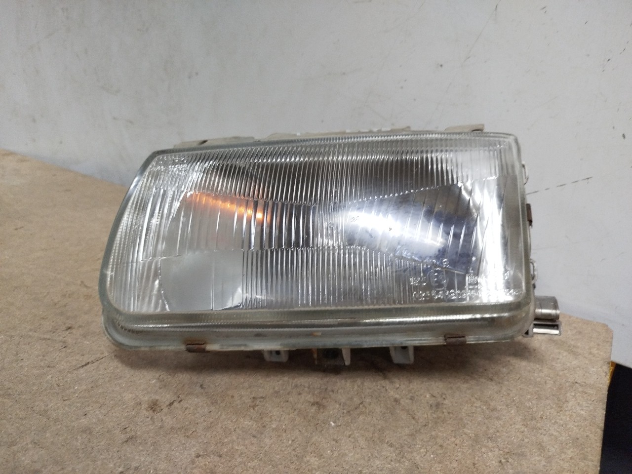 Farol/ Otica Dianteiro ESQ VOLKSWAGEN POLO  de 1994 a 1999
