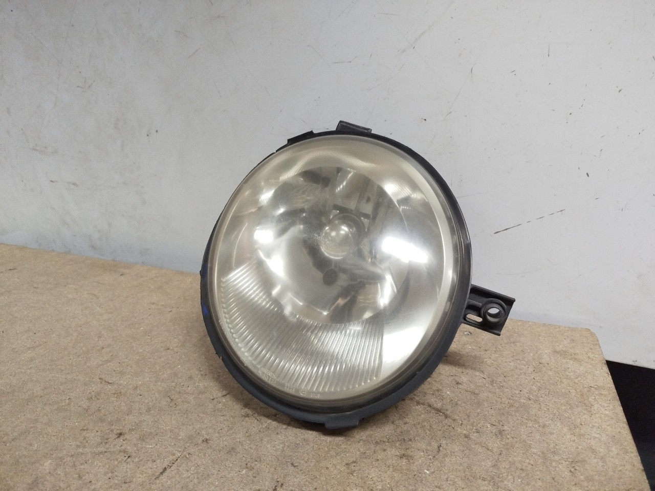 Farol/ Otica Dianteiro DTO VOLKSWAGEN LUPO  de 1998 a 2005